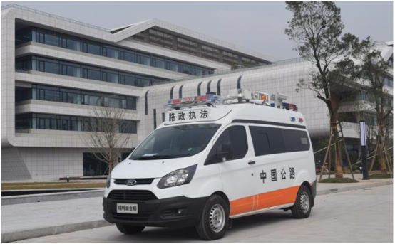 與疫情賽跑！“六合造”救護(hù)車奔赴抗疫一線